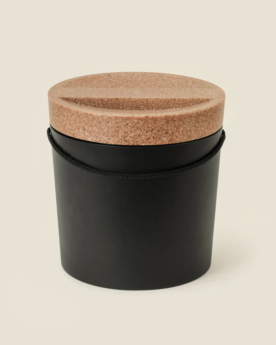 Black with Natural Lid